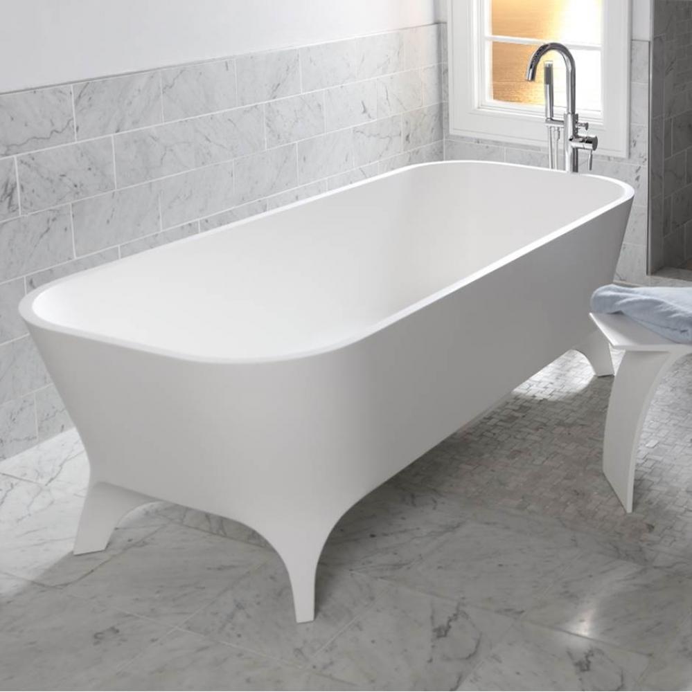 Free-standing soaking bathtub